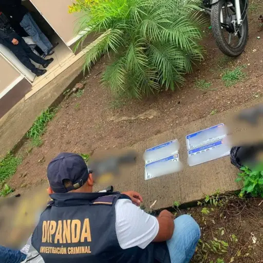 Las fuerzas de seguridad encontraron armas y varios ilícitos en este sector. ,PNC de Guatemala.