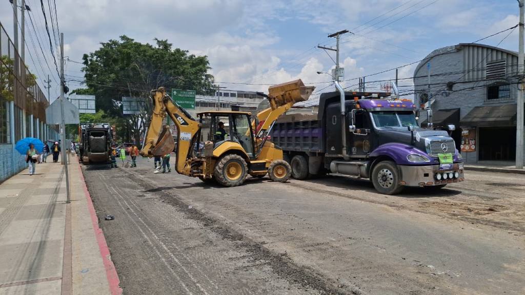 Así avanzan los trabajos en el desnivel de Calzada Roosevelt | Alex Meoño