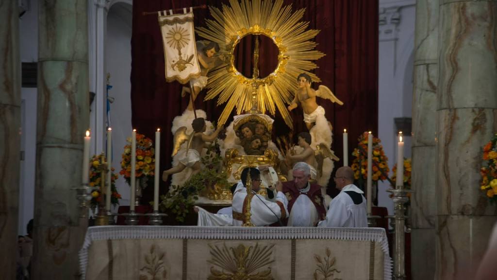 Guatemaltecos conmemoran el Corpus Christi | Omar Solís/EU