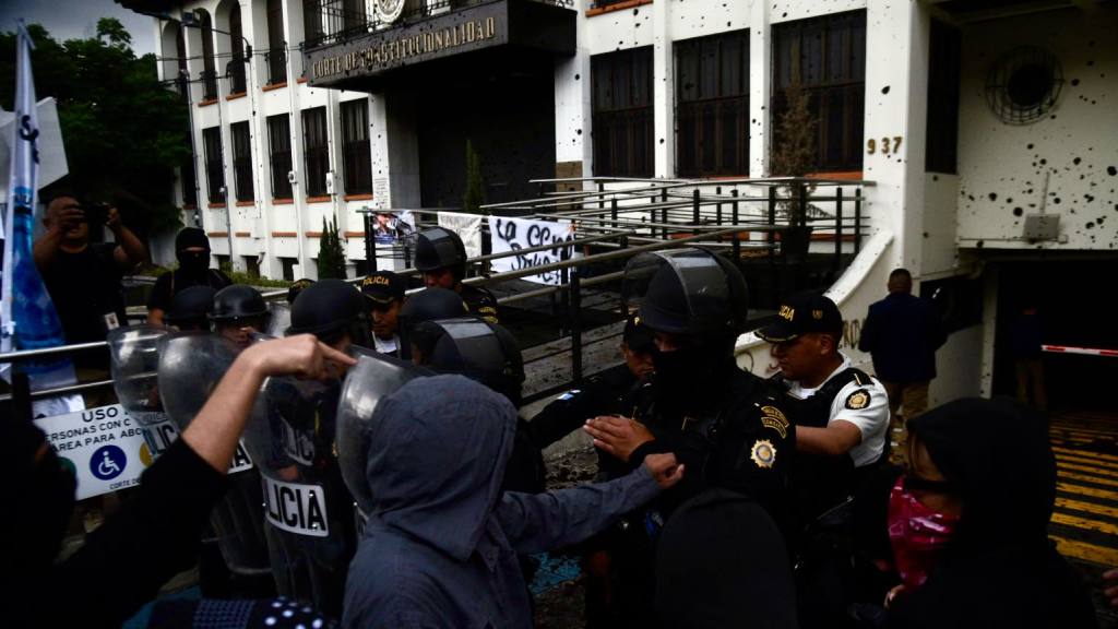 Manifestación de estudiantes de la Usac frente a la CC | Omar Solís/EU