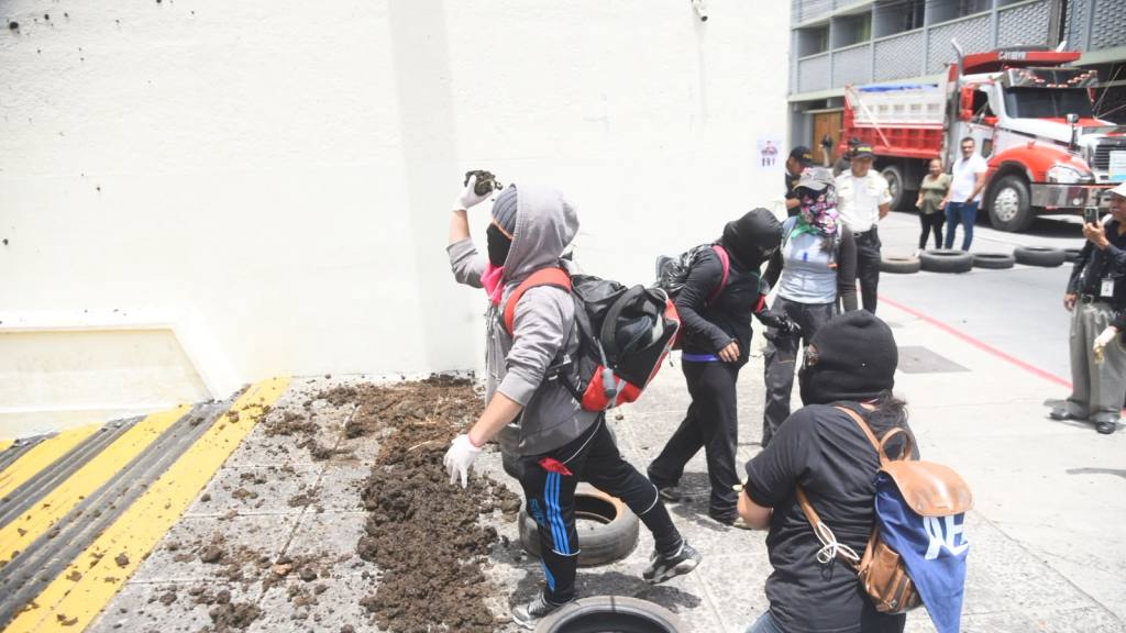 Manifestación de estudiantes de la Usac frente a la CC | Omar Solís/EU