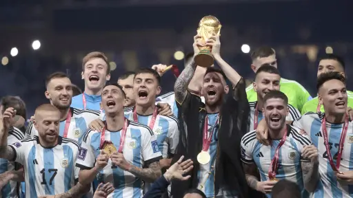 El desafío de Argentina, repetir título como Italia y Brasil