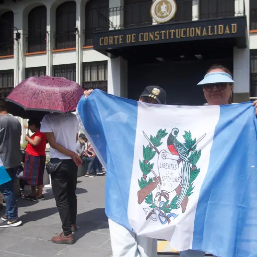 Estudiantes y sociedad civil protestan frente a la Corte de Constitucionalidad el miércoles, 3 de junio de 2026. ,Omar Solís/Emisoras Unidas