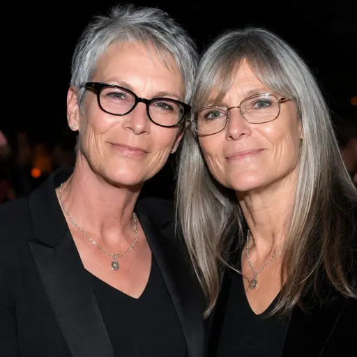 Jamie Lee Curtis y Kelly Lee Curtis ,Redes sociales