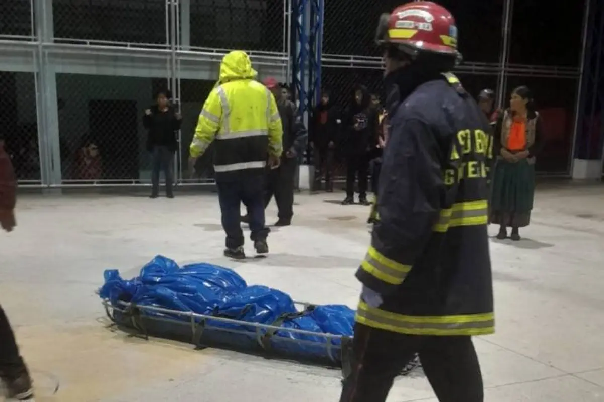 ., Bomberos Municipales Departamentales