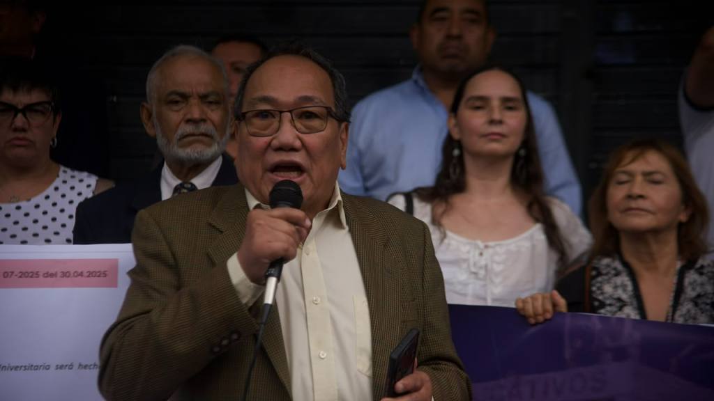 Manifestación frente a la CC por reelección de Mazariegos como rector de la Usac | Omar Solís/EU