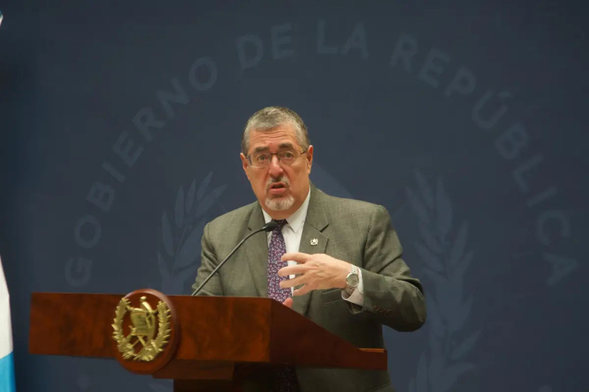 El presidente Bernardo Arévalo durante la conferencia de prensa "La Ronda", el lunes 8 de junio de 2026., Omar Solís/Emisoras Unidas