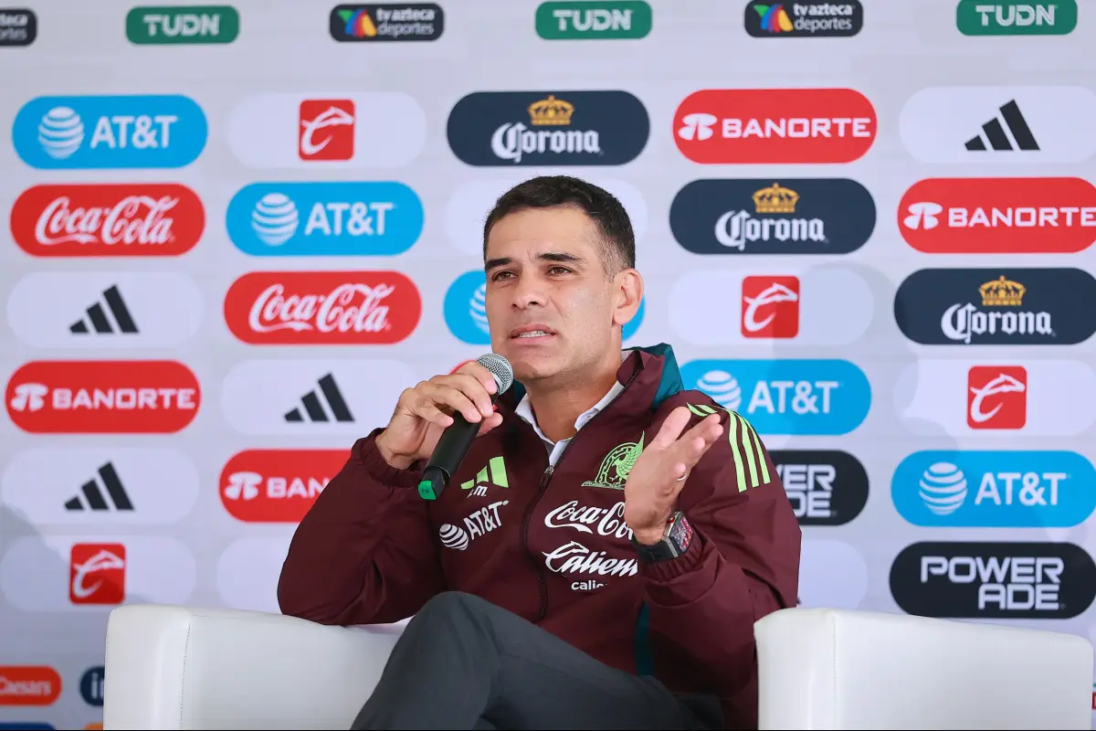 Rafa Márquez, auxiliar de Javier Aguirre en México, Redes