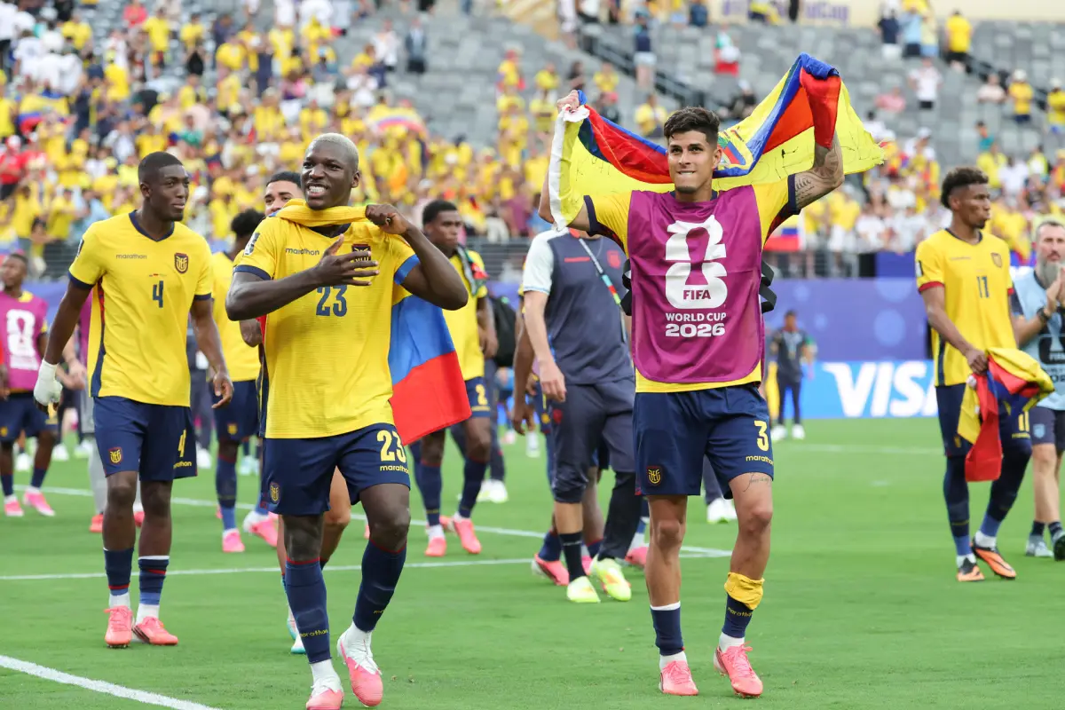 Moisés Caicedo junto con Piero Hincapié celebran en el Mundial 2026, EFE