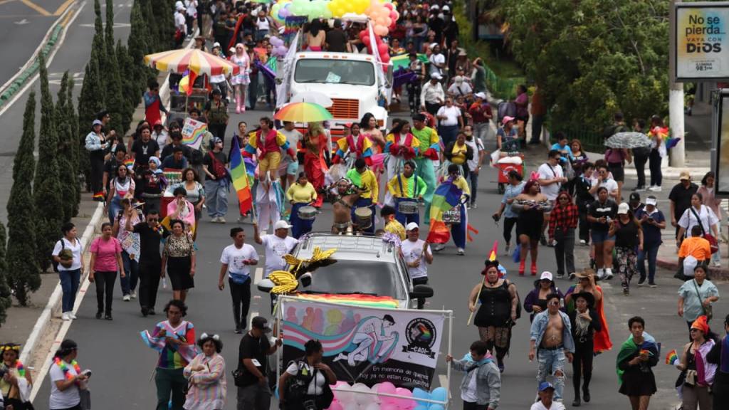 Marchan en defensa de los Derechos Humanos de la comunidad LGBTIQ+ | Alex Meoño