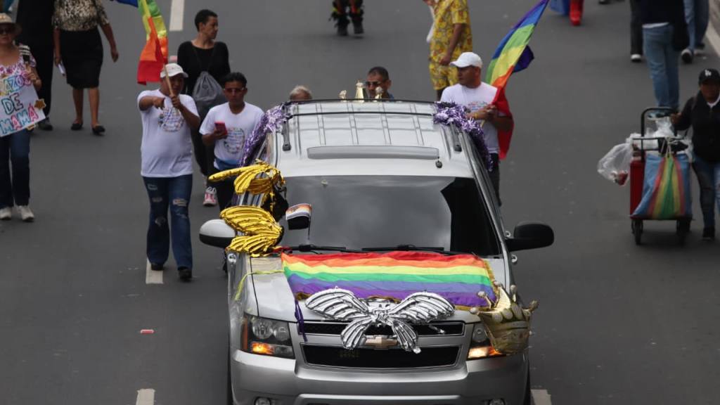 Marchan en defensa de los Derechos Humanos de la comunidad LGBTIQ+ | Alex Meoño