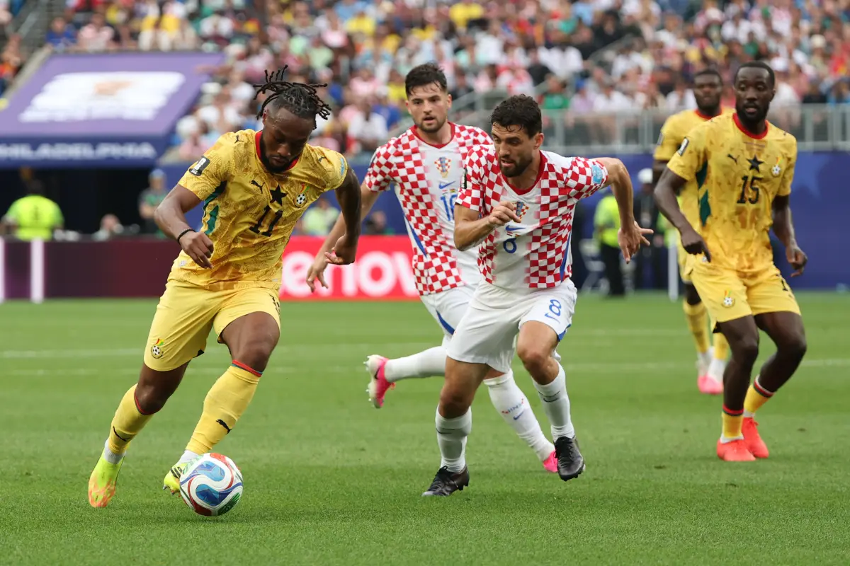 Acción de juego entre Croacia y Ghana por el Mundial 2026
