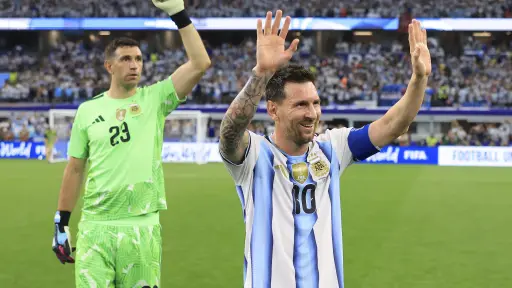 Lionel Messi celebra sus 39 años haciendo historia en los Mundiales
