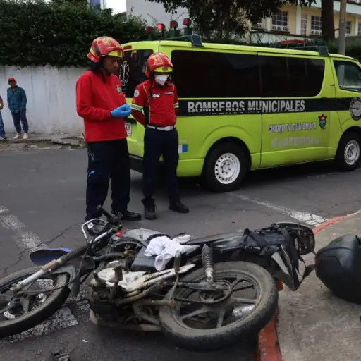 . ,Bomberos Municipales