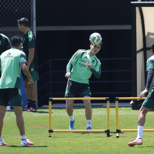 La selección de México busca cerrar como líder del grupo A ante Chequia ,EFE