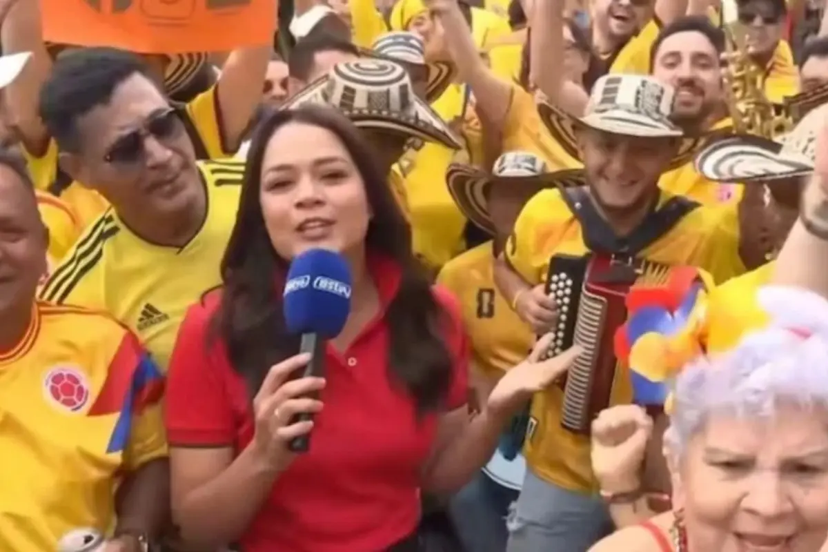 Periodista acoso, Redes sociales