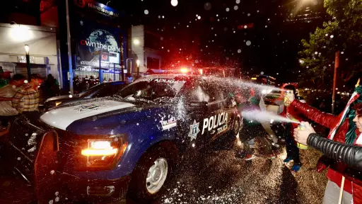Festejos por la victoria del Tri dejan 22 detenidos en Ciudad de México
