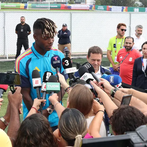 Nico Williams atendió a medios de comunicación previo al juego contra Uruguay ,EFE