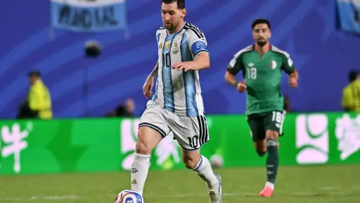 Argentina juega por la clasificación; Messi por la historia
