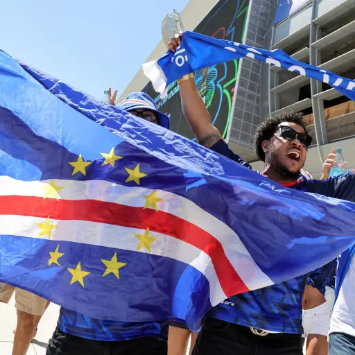 Aficionados de Cabo Verde durante el Mundial 2026 - EFE