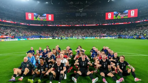 Más que una celebración: el origen del remo vikingo que ha cautivado en el Mundial 2026