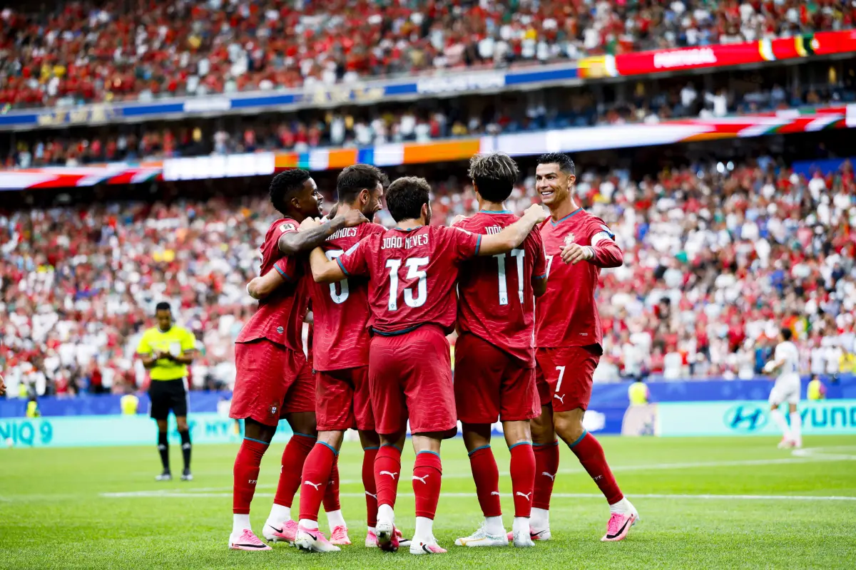 Cristiano Ronaldo anotó dos goles contra Uzbekistán, Redes
