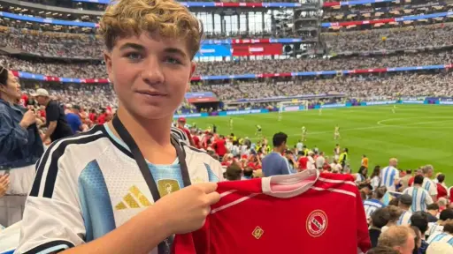 Tiene 14 años y vivió un momento inolvidable: acompañó a la Selección Argentina en el Mundial 2026