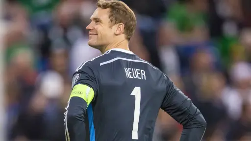 Manuel Neuer, arquero de Alemania recibe inesperado obsequio de Guatemala y causa revuelo 