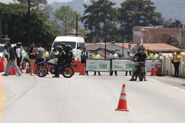 Impiden el ingreso de la marcha del orgullo a la Antigua Guatemala