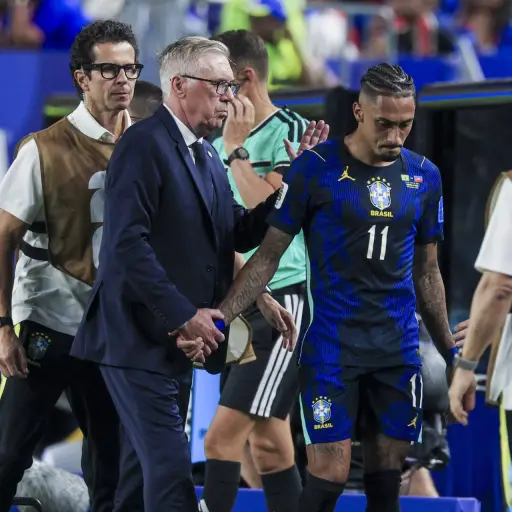 Se confirma la lesión de Raphinha; seguirá un tratamiento intensivo con Brasil ,EFE
