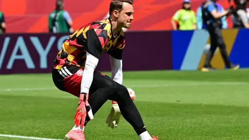 Manuel Neuer rompe el récord mundialista de Hugo Lloris