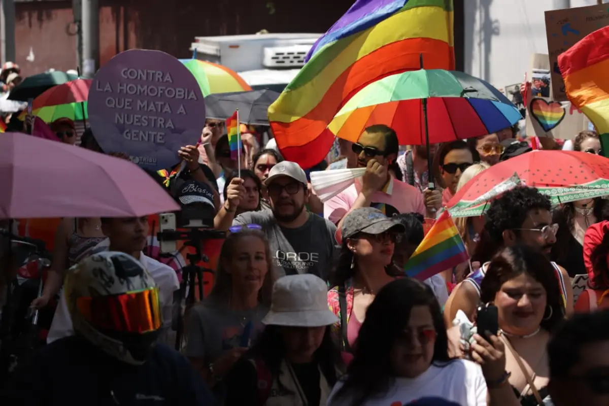 La marcha Orgullo Antigua arrancó a las 12:00 horas., Alex Meoño. 