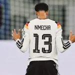 Mundial 2026: Figura de Alemania causa sensación por llevar la Biblia y orar junto a sus adversariost