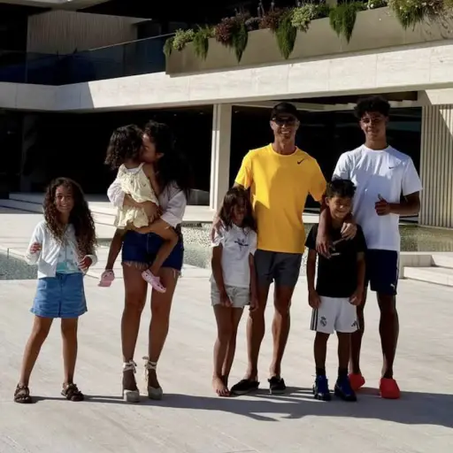 Así fue la lujosa fiesta de cumpleaños de su hijo. ,Redes sociales. 
