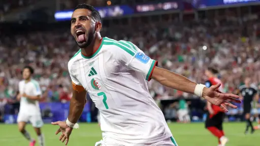 La promesa de Mahrez que terminó en una noche histórica