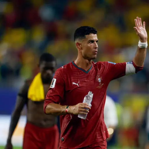 El misterio de las mangas largas de Cristiano Ronaldo con Portugal ,EFE