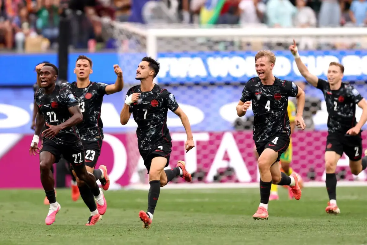 Celebración de Canadá ante Sudáfrica - FIFA