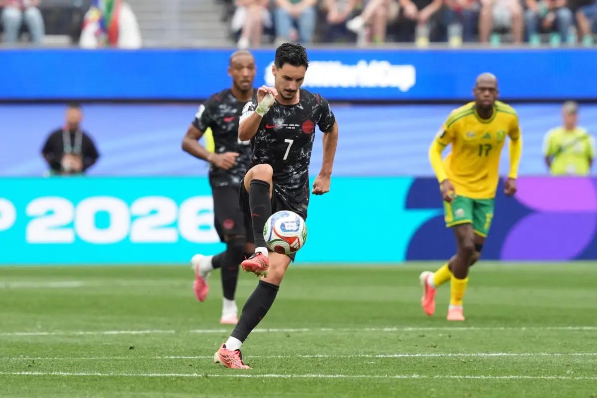 Stephen Eustáquio anotó el histórico gol que llevó a Canadá a los octavos de final del Mundial 2026, EFE