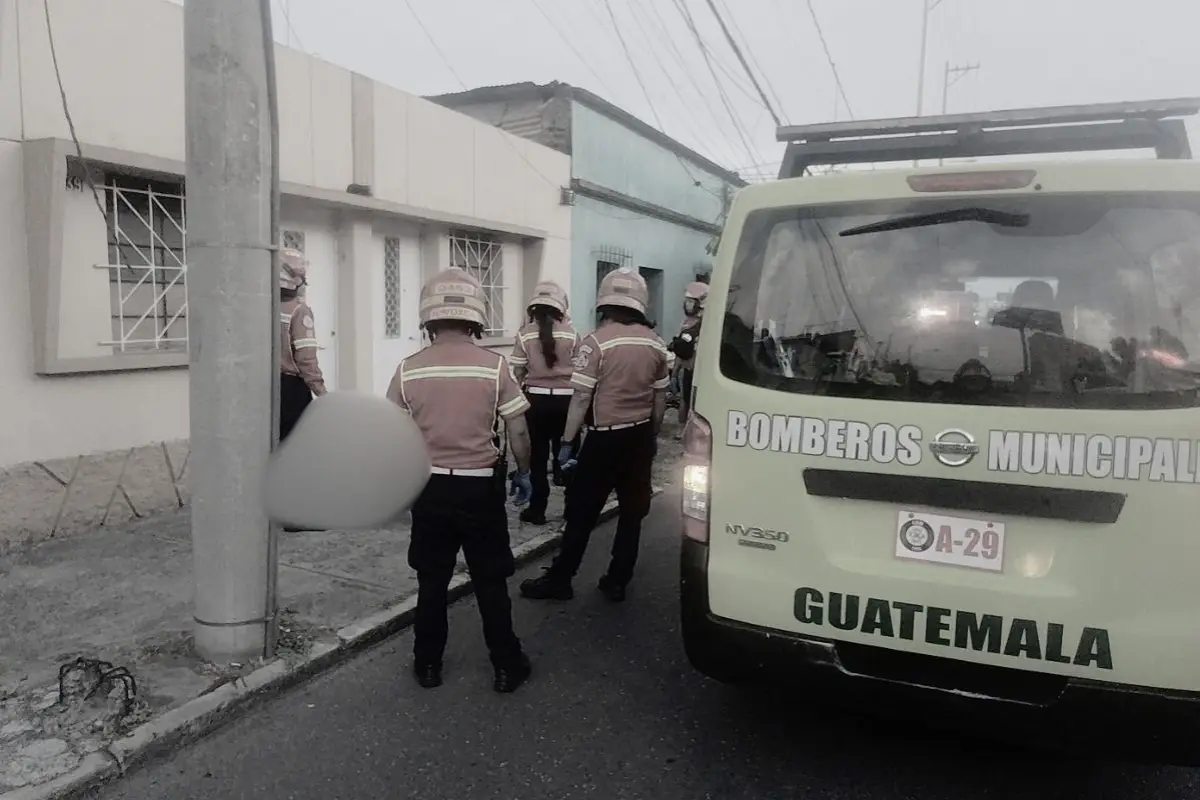 El ataque armado ocurrió frente a una vivienda del sector. , Bomberos Municipales. 
