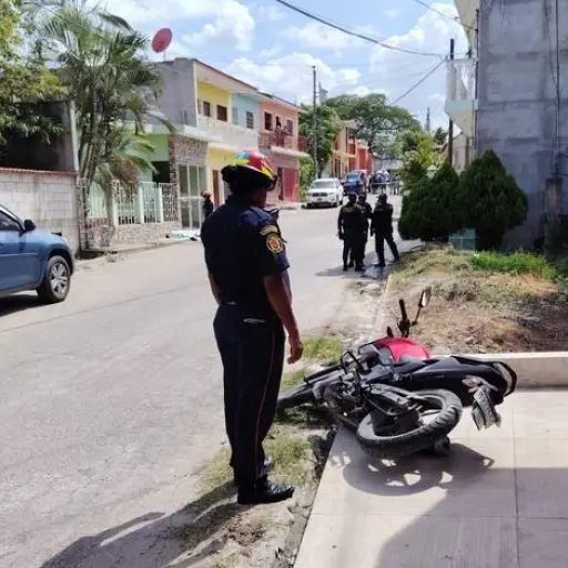 Tres de las víctimas fueron localizadas en el interior de un inmueble y otras dos en las afueras tras el incidente armado en El Progreso. ,Bomberos Municipales Departamentales