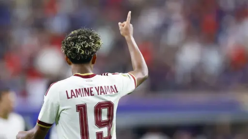 ¿Por qué Lamine Yamal usa el número 19 con España?