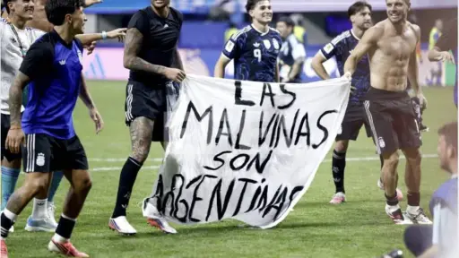 Argentina protesta por movimientos de buque británico cerca de las Malvinas