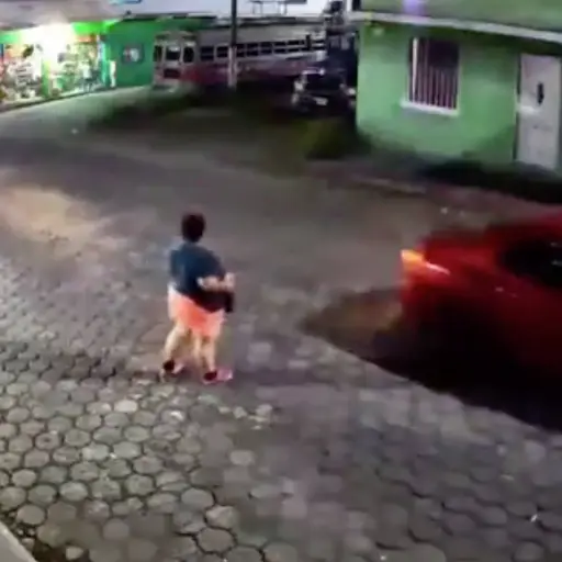Asalto a mujer en Escuintla ,Captura de video