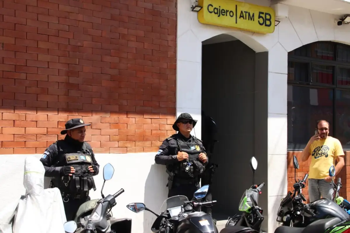 Personal de la PNC mantiene operativos a nivel nacional por pago del Bono 14., PNC