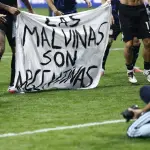 Las Malvinas son argentinas: el gesto de la Albiceleste que desató polémica tras vencer a Inglaterrat
