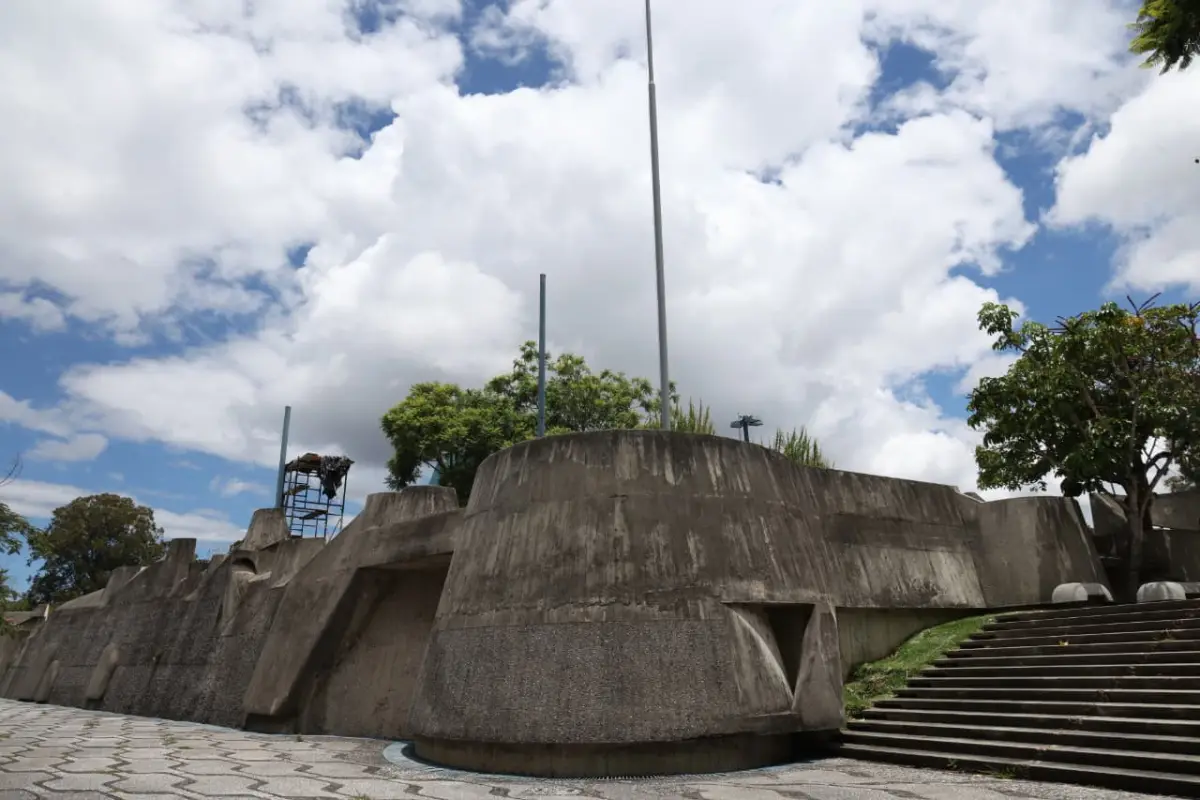 El lugar donde será construido el monumento funerario que resguardara los restos de Miguel Ángel Asturias, en su repatriación a la Ciudad de Guatemala., Foto EFE