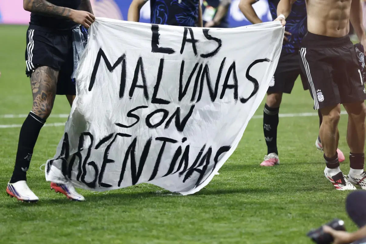La manta de las Malvinas que podría traerle consecuencias a Argentina., EFE.