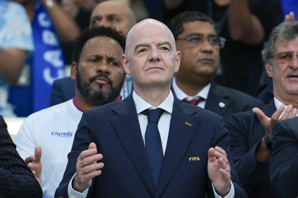 Infantino no descarta otro cambio histórico: FIFA debatirá ampliar el Mundial a 64 selecciones, EFE