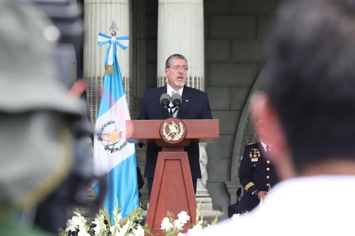 Bernardo Arévalo resalta logros de la PNC en su 29.º aniversario., Mingob