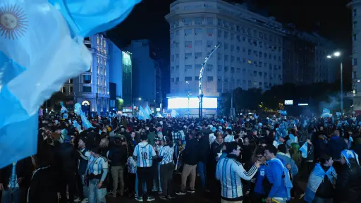 Dos muertos dejan festejos por clasificación de Argentina